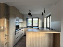 dom wolnostojący, 5 pokoi Trybsz Gliniki, ul. Bereki. Zdjęcie 2