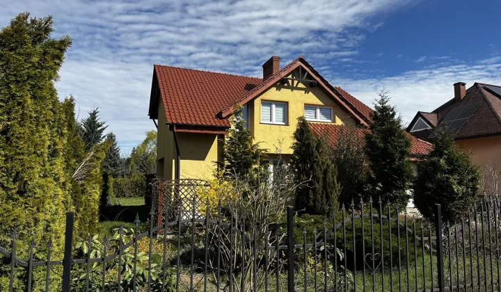 dom wolnostojący, 4 pokoje Karczowiska