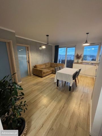 Mieszkanie 3-pokojowe Gdańsk Kiełpinek, ul. Przytulna. Zdjęcie 1