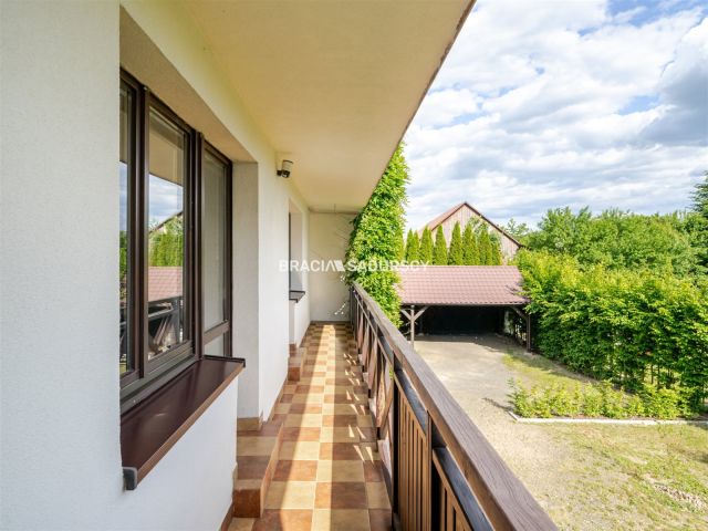 dom wolnostojący, 7 pokoi Mników. Zdjęcie 14