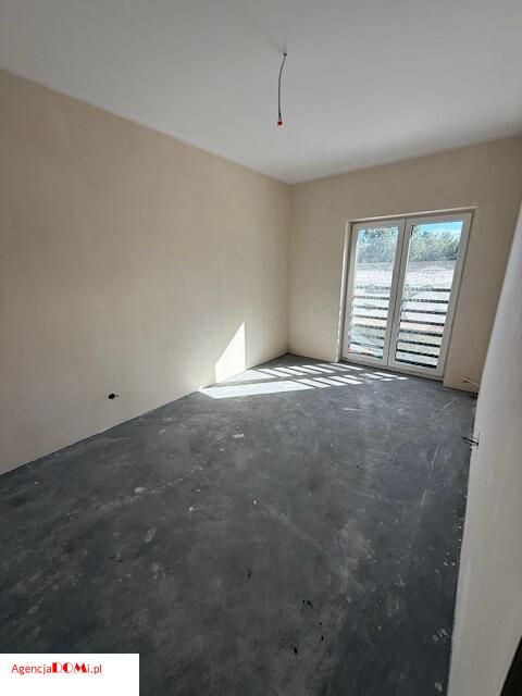 dom szeregowy, 4 pokoje Błonie. Zdjęcie 2