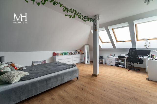 dom wolnostojący, 5 pokoi Piątkowisko. Zdjęcie 12