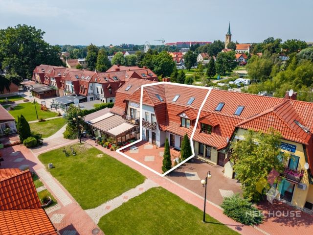 dom szeregowy, 6 pokoi Mikołajki, pl. Handlowy. Zdjęcie 3