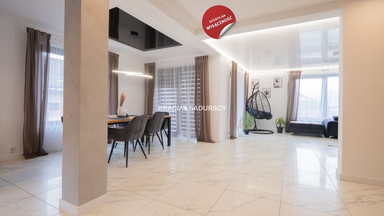 dom wolnostojący, 5 pokoi Maków Podhalański, ul. Wolności