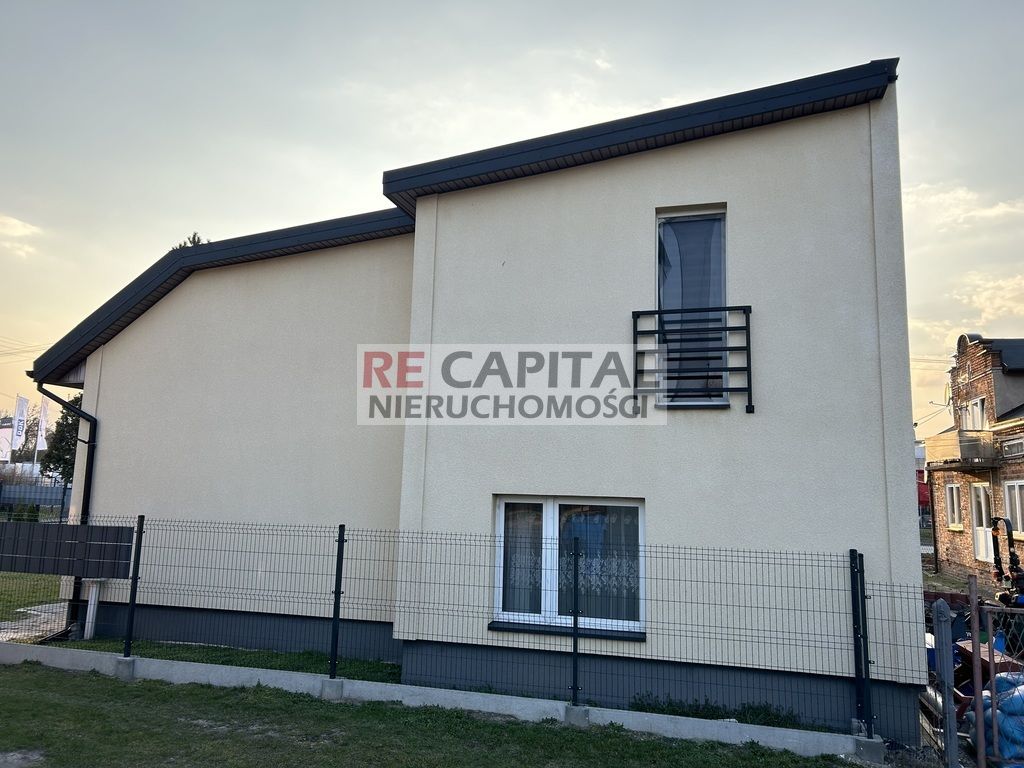 dom wolnostojący, 8 pokoi Święcice. Zdjęcie 12