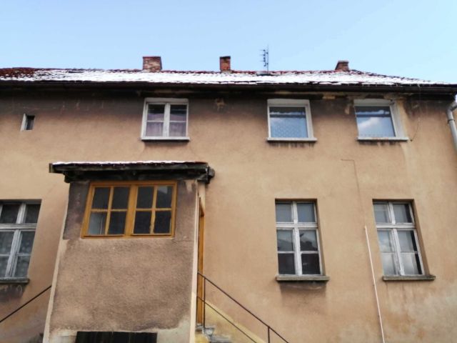 Mieszkanie 4-pokojowe Wiązów, ul. Jana Matejki. Zdjęcie 1