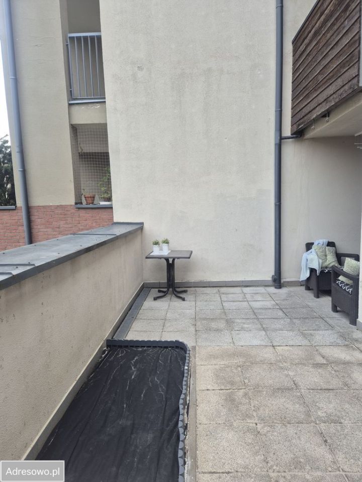 Mieszkanie 2-pokojowe Kielanówka. Zdjęcie 4