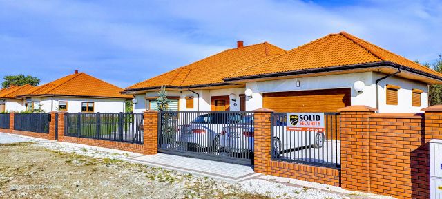 dom wolnostojący, 4 pokoje Łódź Widzew, ul. Tadeusza Gajcego. Zdjęcie 1