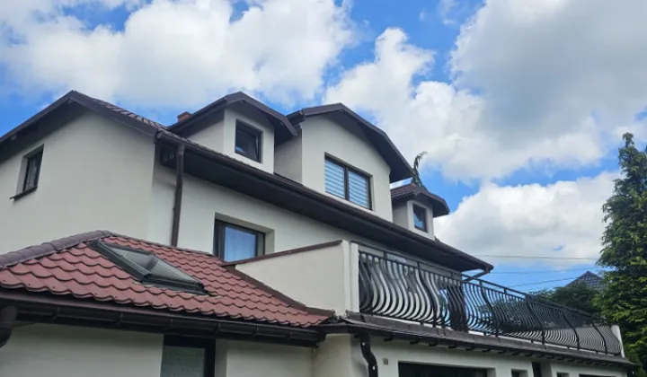 dom wolnostojący, 7 pokoi Łuczyce, ul. Zwierzyniec