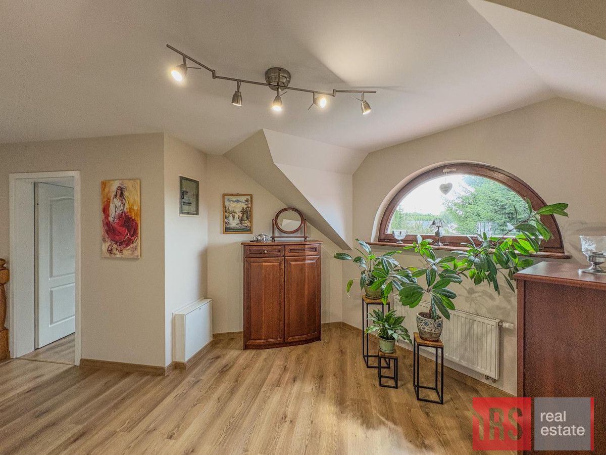 dom wolnostojący, 5 pokoi Zielona Góra Ochla, ul. Dzika. Zdjęcie 20