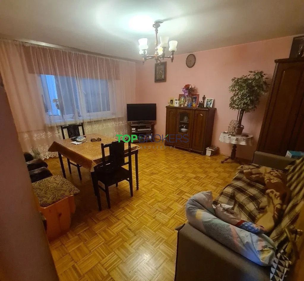 dom wolnostojący, 6 pokoi Łomianki. Zdjęcie 3