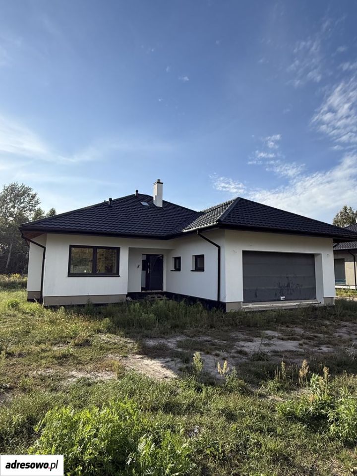 dom wolnostojący, 4 pokoje Maków Nowy. Zdjęcie 1
