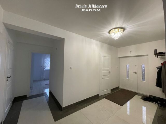 dom wolnostojący, 5 pokoi Radom Długojów Górny, ul. Malenicka. Zdjęcie 10