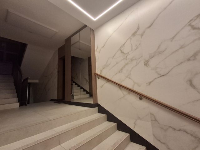 Mieszkanie 4-pokojowe Warszawa Powiśle, al. 3 Maja. Zdjęcie 3