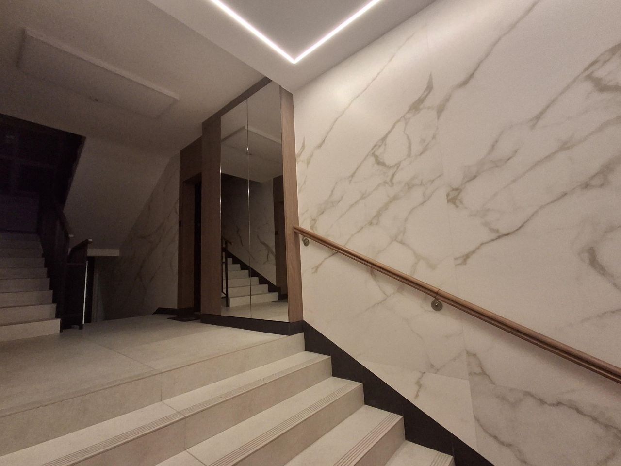 Mieszkanie 4-pokojowe Warszawa Powiśle, al. 3 Maja. Zdjęcie 3