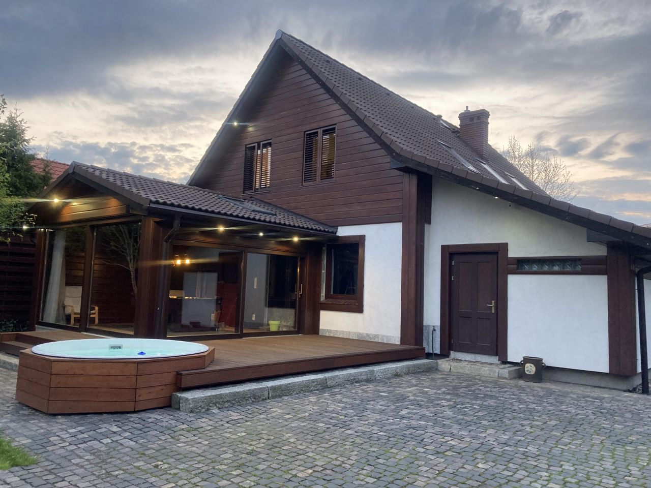 dom wolnostojący, 6 pokoi Gierałtowice, ul. Korfantego. Zdjęcie 1