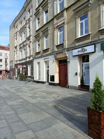 Lokal Opole, pl. Mikołaja Kopernika. Zdjęcie 4