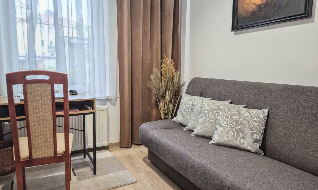 Mieszkanie 3-pokojowe Jelenia Góra Centrum, ul. Jana Matejki. Zdjęcie 18