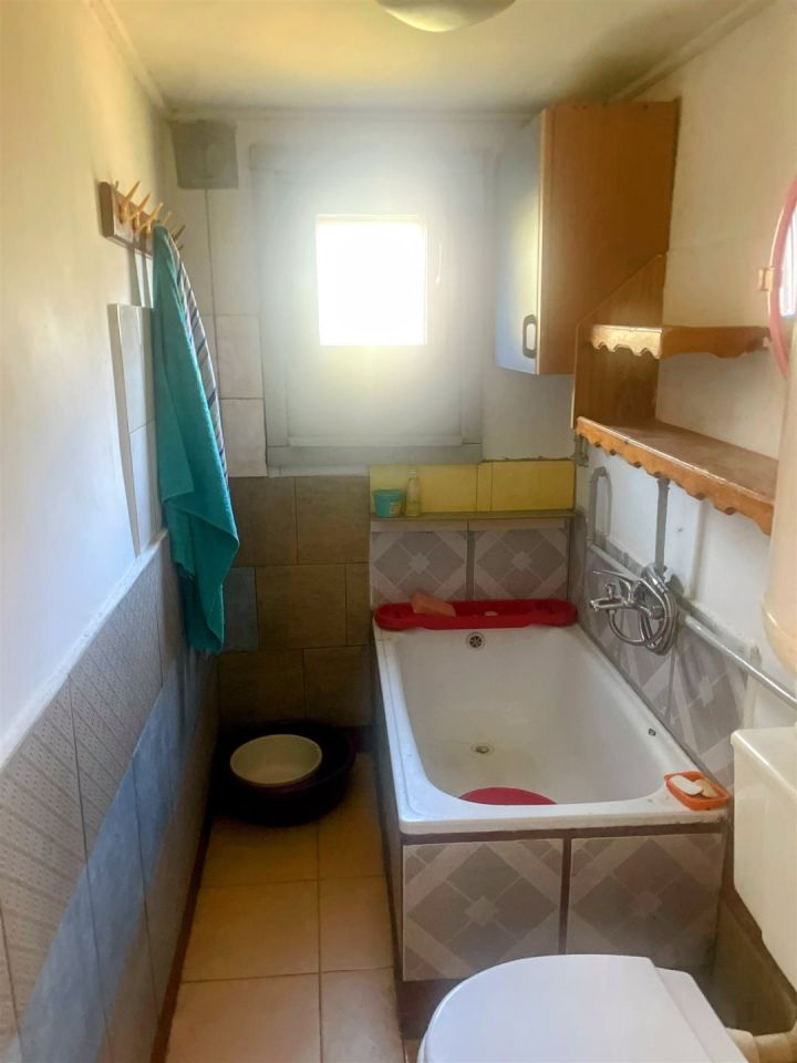 dom wolnostojący, 5 pokoi Berest. Zdjęcie 34