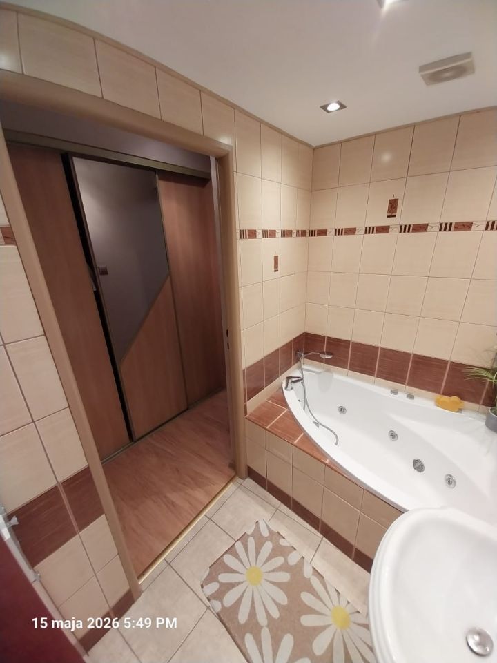 Mieszkanie 4-pokojowe Świdnica Centrum, ul. Lwa Tołstoja. Zdjęcie 28