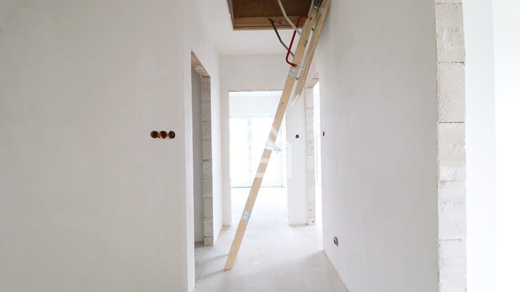 dom wolnostojący, 5 pokoi Czyżów. Zdjęcie 12