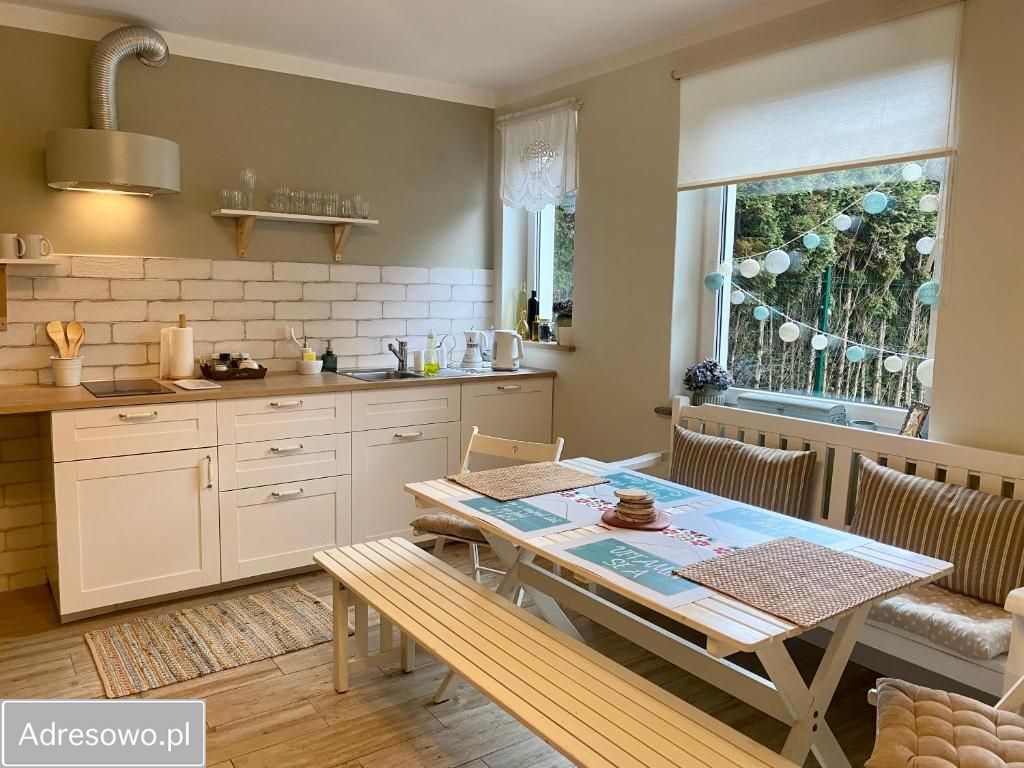 dom szeregowy, 7 pokoi Przewłoka, ul. Konstantego Ildefonsa Gałczyńskiego. Zdjęcie 4