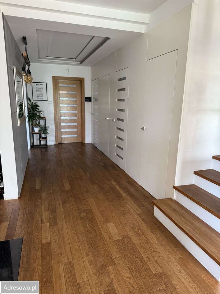 bliźniak, 6 pokoi Brwinów. Zdjęcie 5