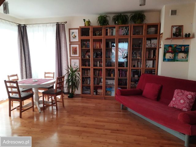 Mieszkanie 4-pokojowe Zielonka, ul. Jerzego Bartnika "Magika". Zdjęcie 1