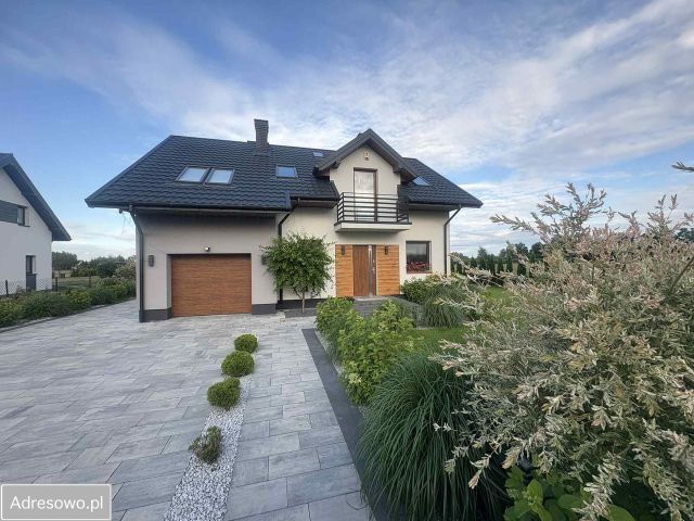 dom wolnostojący, 5 pokoi Bronisławy. Zdjęcie 1