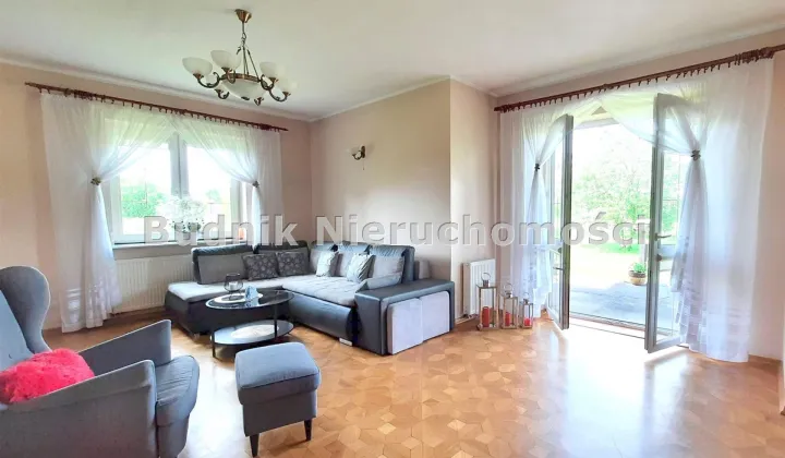 dom wolnostojący, 5 pokoi Stare Babice