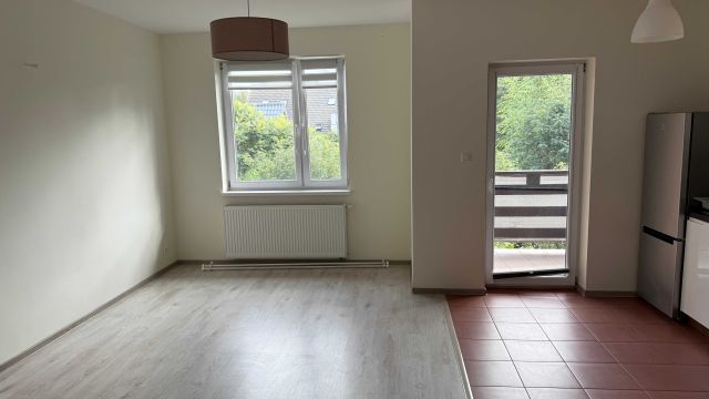 Mieszkanie 2-pokojowe Radunica. Zdjęcie 1