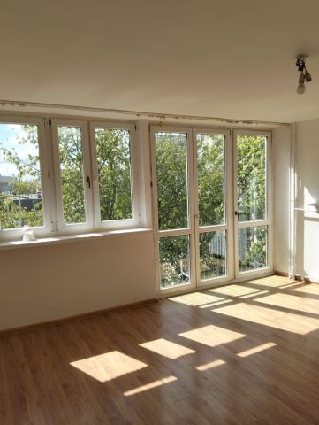 Mieszkanie 3-pokojowe Wrocław Krzyki, pl. Ludwika Hirszfelda. Zdjęcie 1