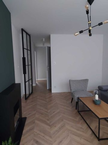 Mieszkanie 3-pokojowe Zawiercie Centrum, ul. Marii Skłodowskiej-Curie. Zdjęcie 1