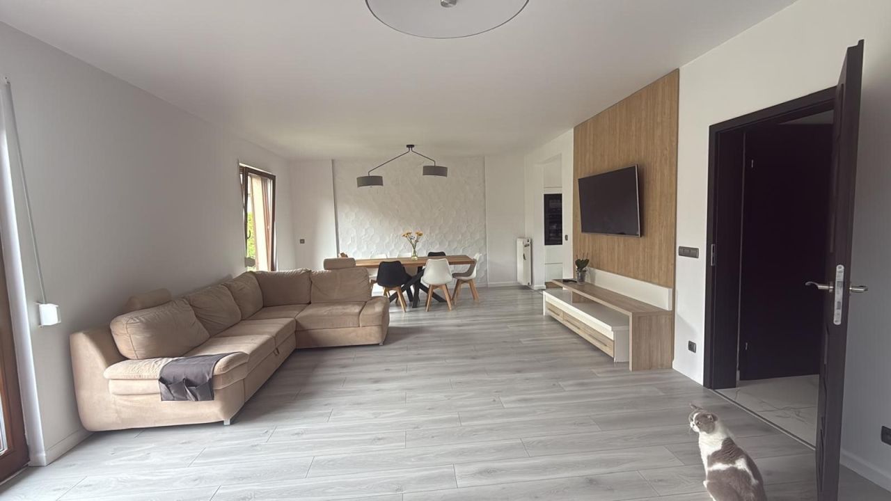 dom wolnostojący, 5 pokoi Świebodzice