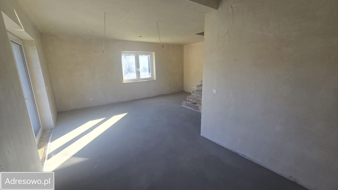 Mieszkanie 4-pokojowe Dąbrowa Szlachecka. Zdjęcie 5