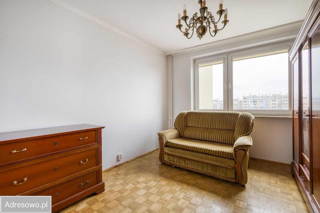 Mieszkanie 2-pokojowe Warszawa Jelonki, ul. Legendy. Zdjęcie 4