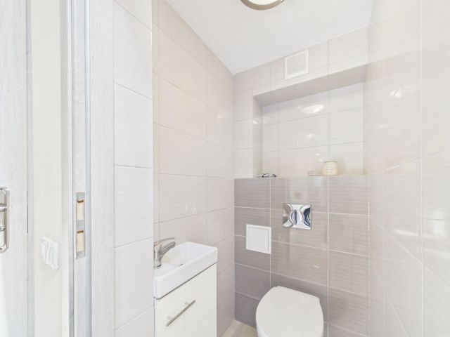 dom wolnostojący, 8 pokoi Nadarzyn, ul. Spokojna. Zdjęcie 13