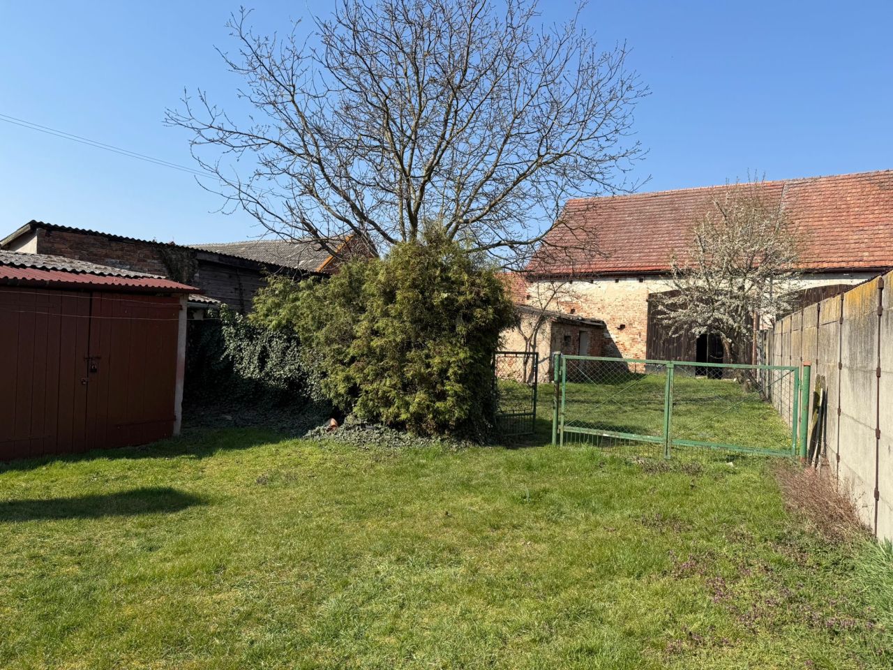 dom wolnostojący, 8 pokoi Bychowo. Zdjęcie 2