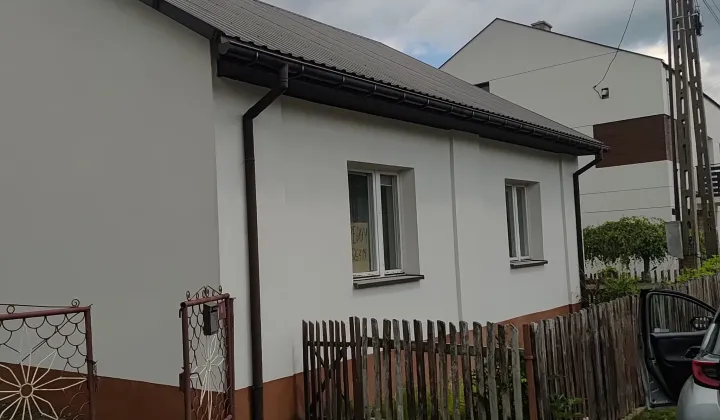 dom wolnostojący, 4 pokoje Oleśnica, ul. Szkolna