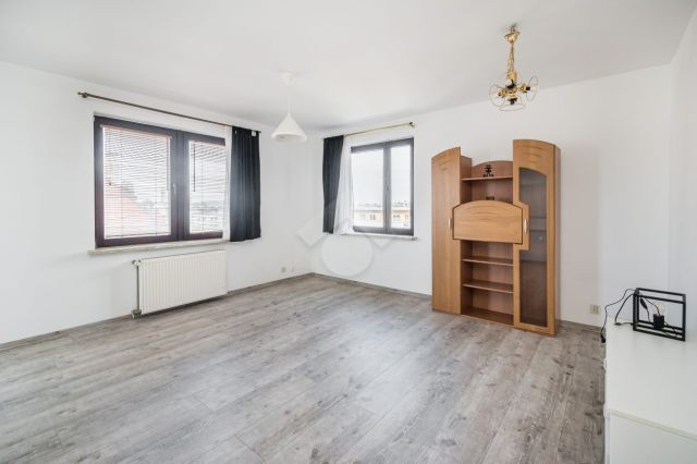 Mieszkanie 4-pokojowe Kraków Podgórze Duchackie, ul. Marii i Bolesława Wysłouchów. Zdjęcie 2