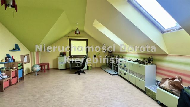 dom wolnostojący, 5 pokoi Tomaszów Mazowiecki. Zdjęcie 13