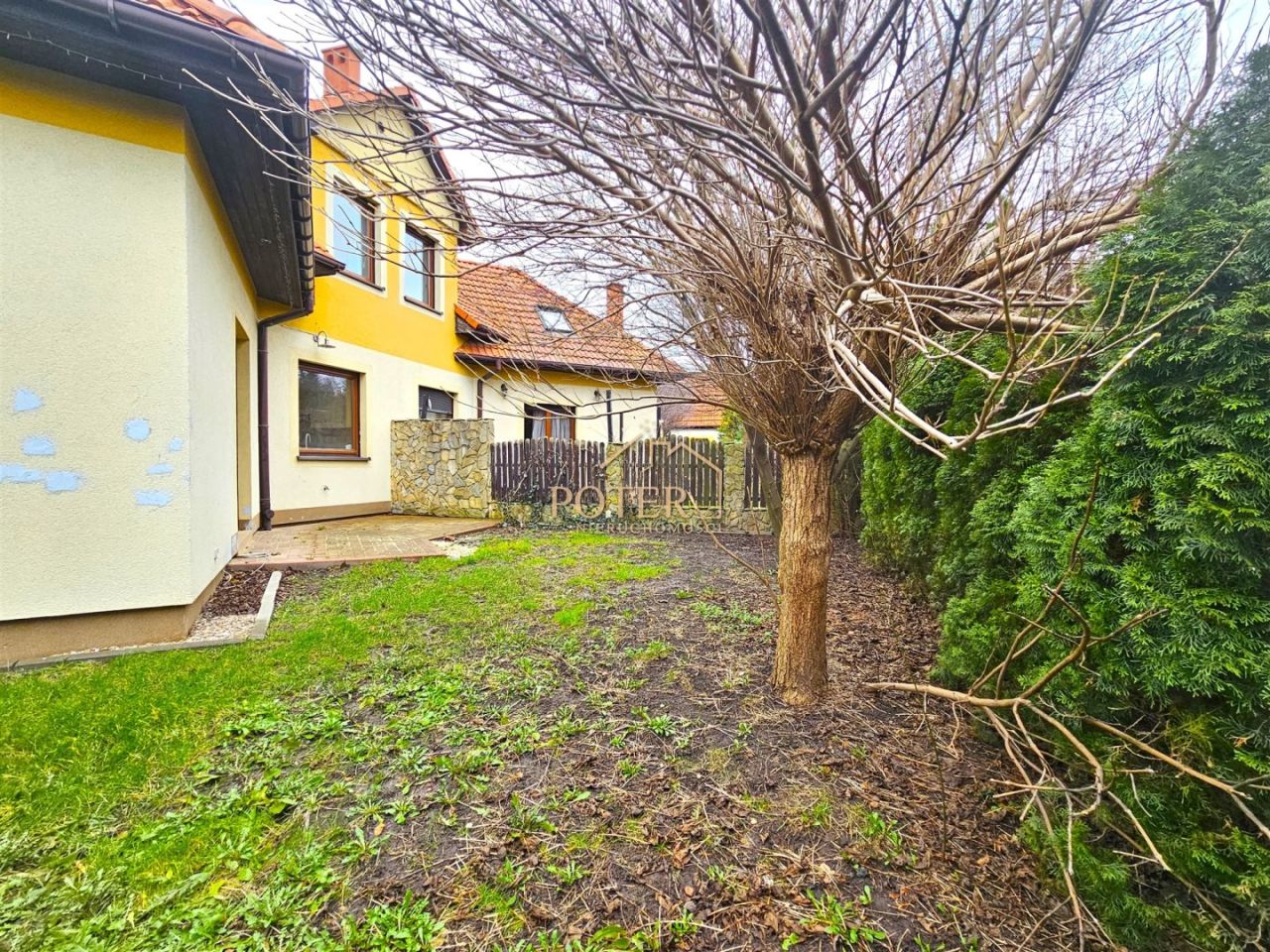 dom szeregowy, 5 pokoi Bielany Wrocławskie, ul. Czereśniowa