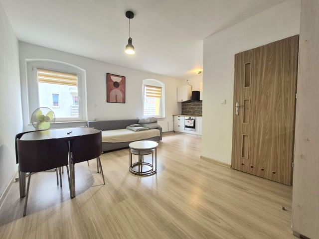 Mieszkanie 2-pokojowe Wrocław Śródmieście, ul. Kaszubska. Zdjęcie 1