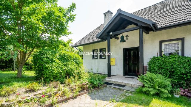 dom wolnostojący, 4 pokoje Rożnowa. Zdjęcie 25