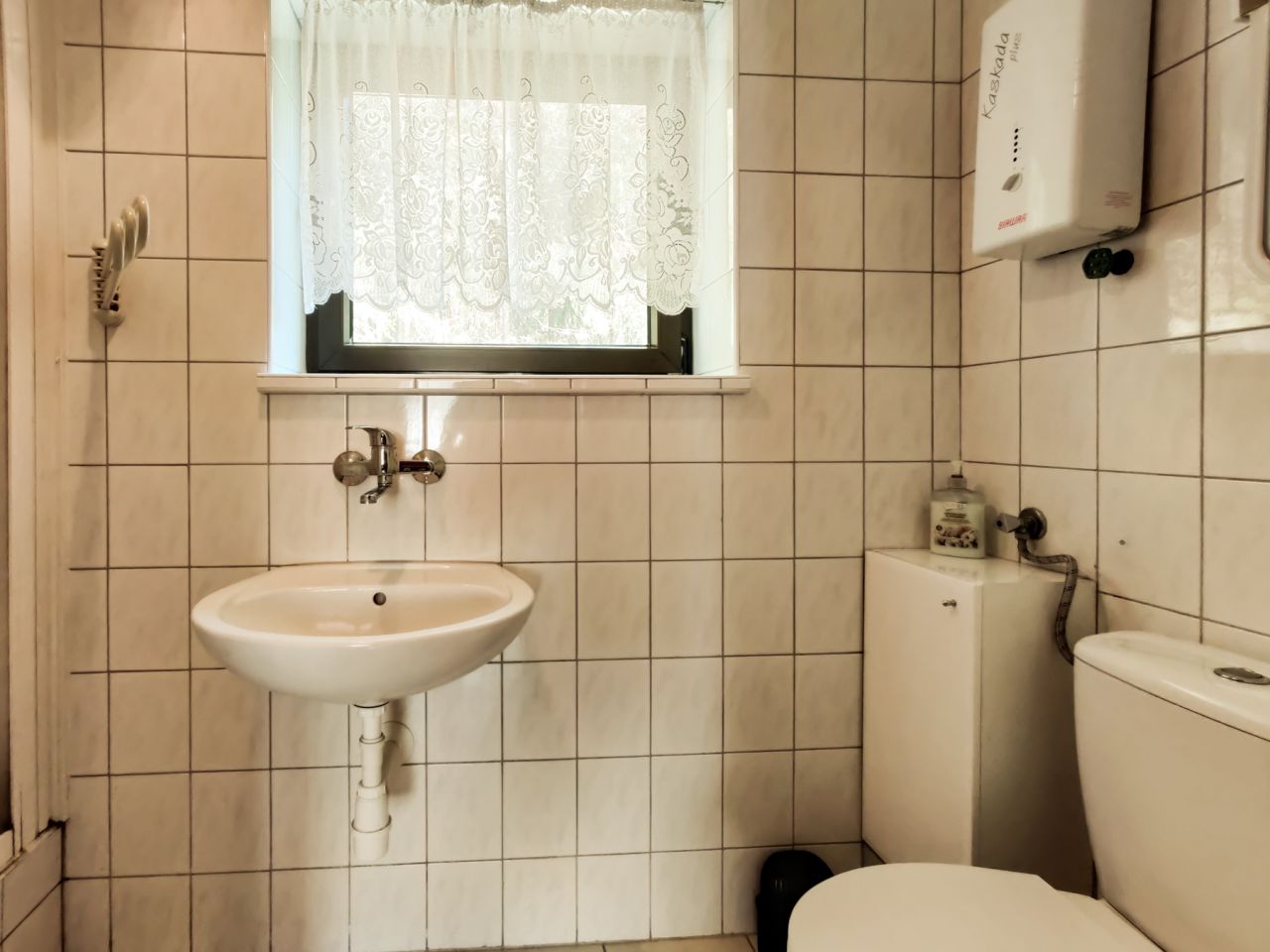 dom wolnostojący, 5 pokoi Zabrzeż. Zdjęcie 34