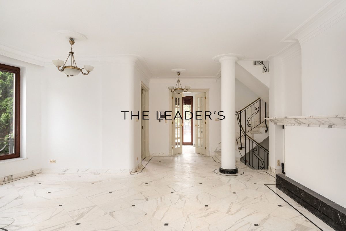 bliźniak, 7 pokoi Warszawa Mokotów. Zdjęcie 2