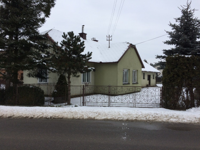 dom wolnostojący, 2 pokoje Łukawiec. Zdjęcie 1