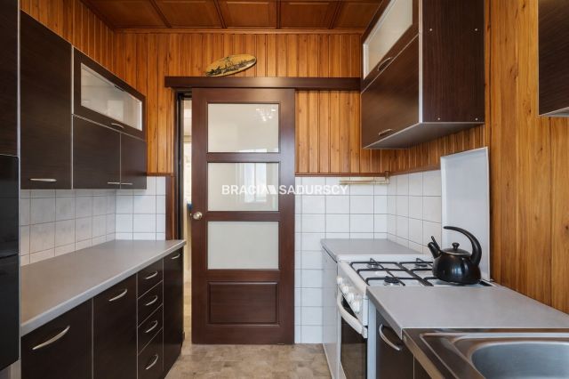 Mieszkanie 4-pokojowe Myślenice. Zdjęcie 14