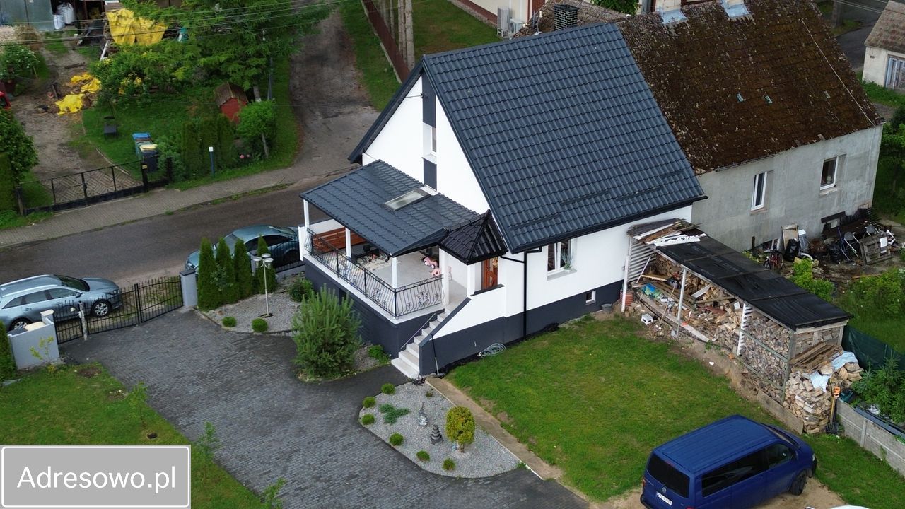 dom wolnostojący, 3 pokoje Czernin. Zdjęcie 1