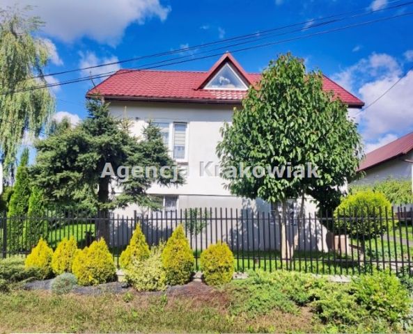 dom wolnostojący, 5 pokoi Skała. Zdjęcie 3